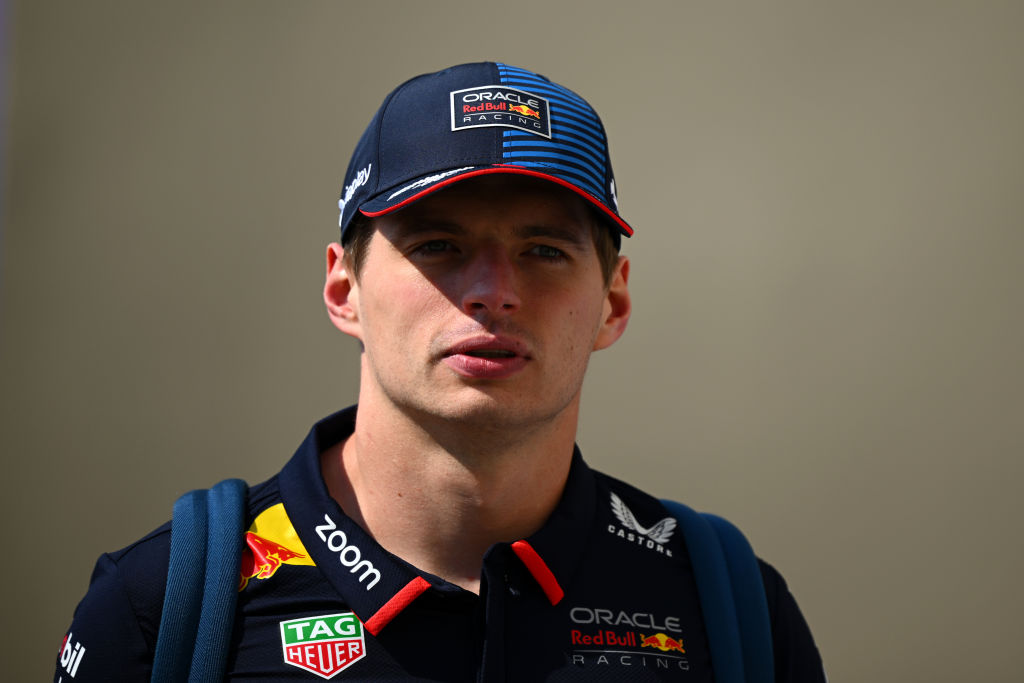 "From Virtual Tracks to F1: Max Verstappen Believes Sim Drivers Can Make the Leap!"