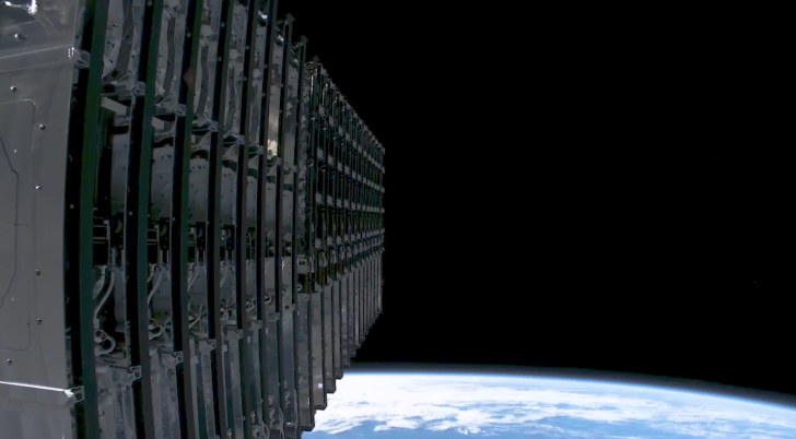 "Stunning Footage: Starlink Satellites in Space That Looks Like CGI Magic!"