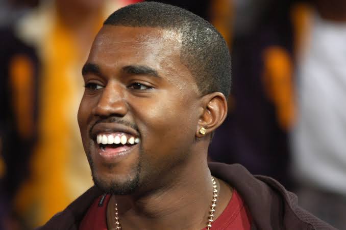 Kanye West Sparks Controversy by Following Binance’s CZ and Embracing Meme Coin Culture with Plans for a New Blockchain